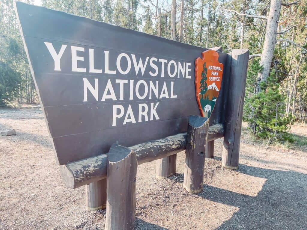 Yellowstone National Park, Wyoming and Montana Itinerary 